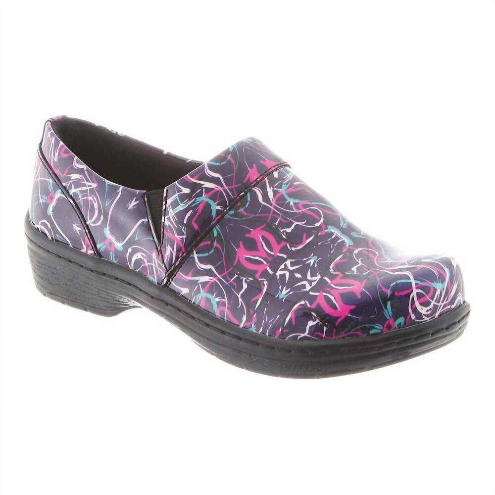 NEW KLOGS FOOTWEAR women's mission clog in scribble patent